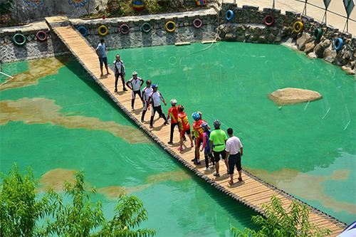 <b>抖音網(wǎng)紅橋,趣味搖擺橋</b>